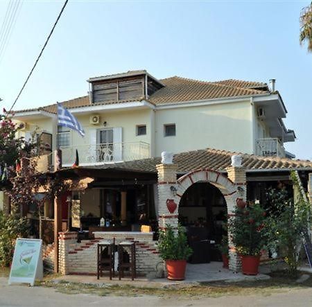 Poseidon Hotel Ammoudia Extérieur photo