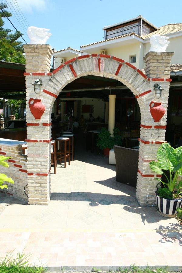 Poseidon Hotel Ammoudia Extérieur photo